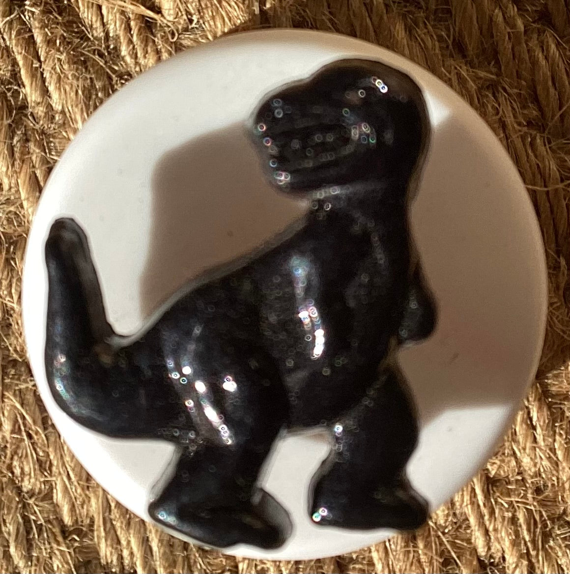 Black dinosaur button 25 cm