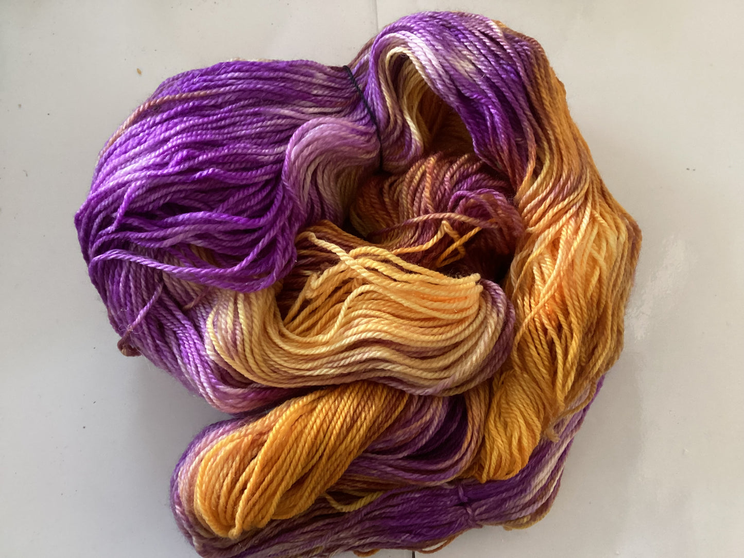 Dragons breathe sock yarn 100 g 400 m