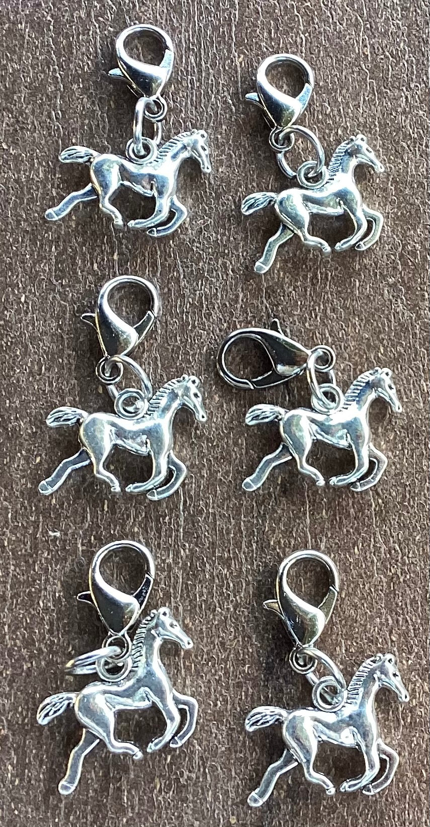 Horses stitch markers