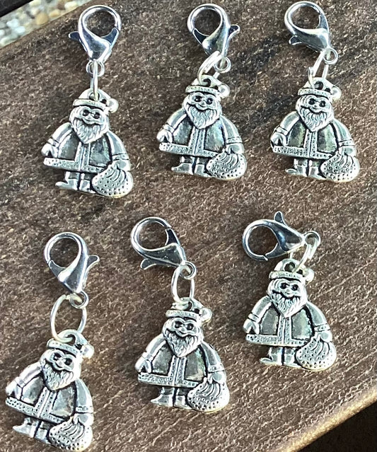 Santa stitch markers