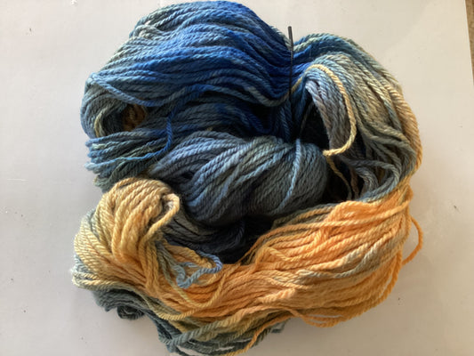 Bird of paradise Suri Merino blend 8 ply